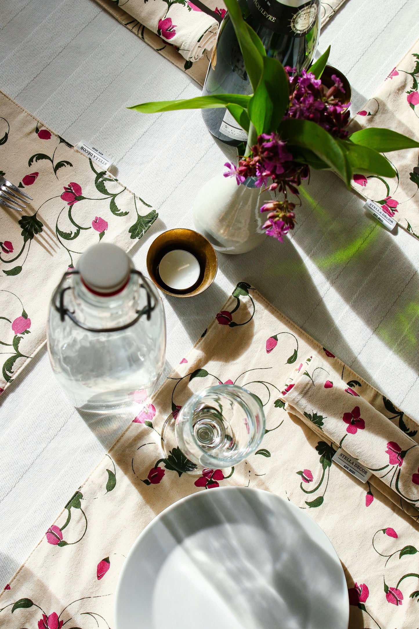Flower Napkin - Dark Green / Magenta - Organic White
