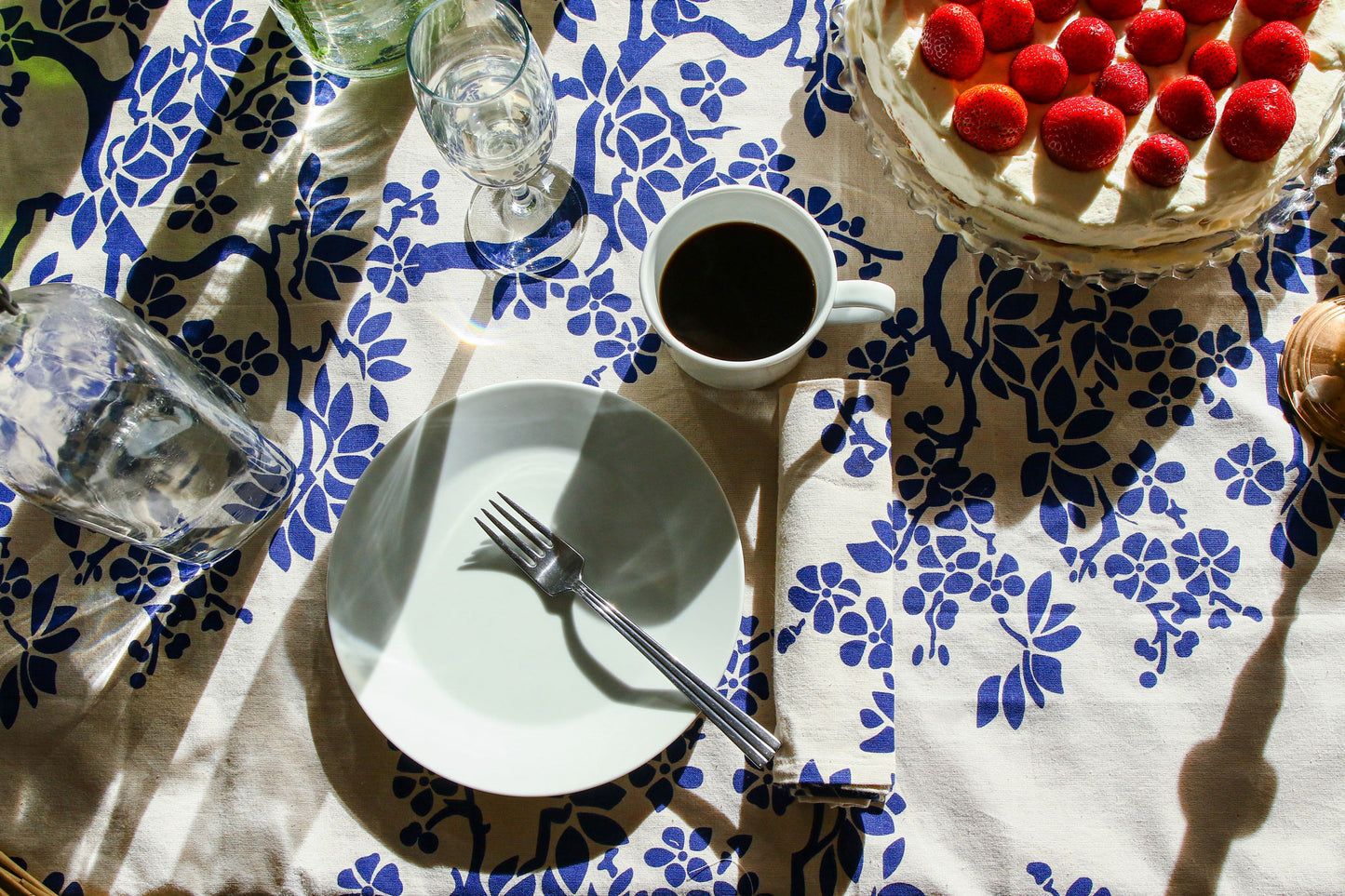 Tree Branches Table Cover - Navy Blue - Organic White