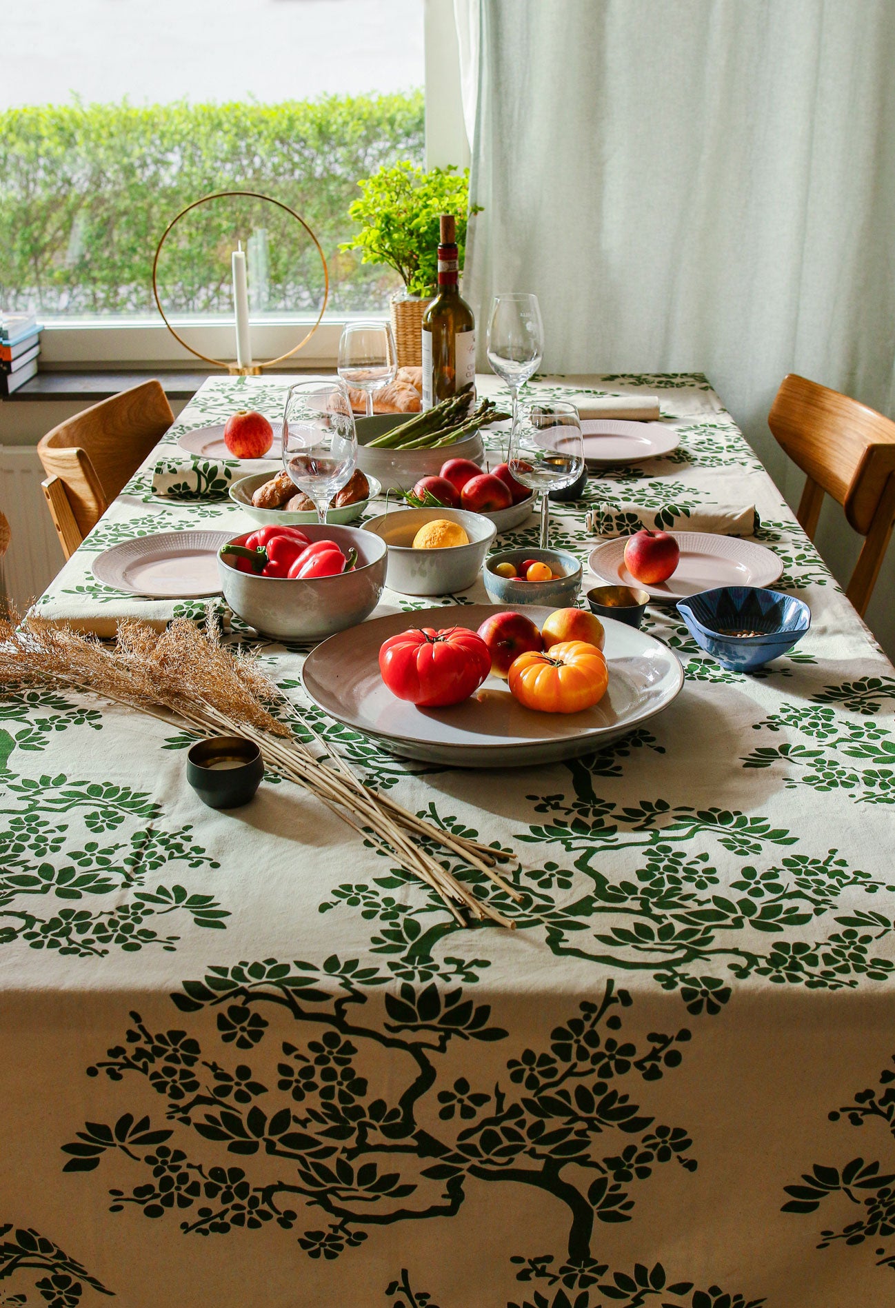 Tree Branches Table Cover - Dark Green - Organic White