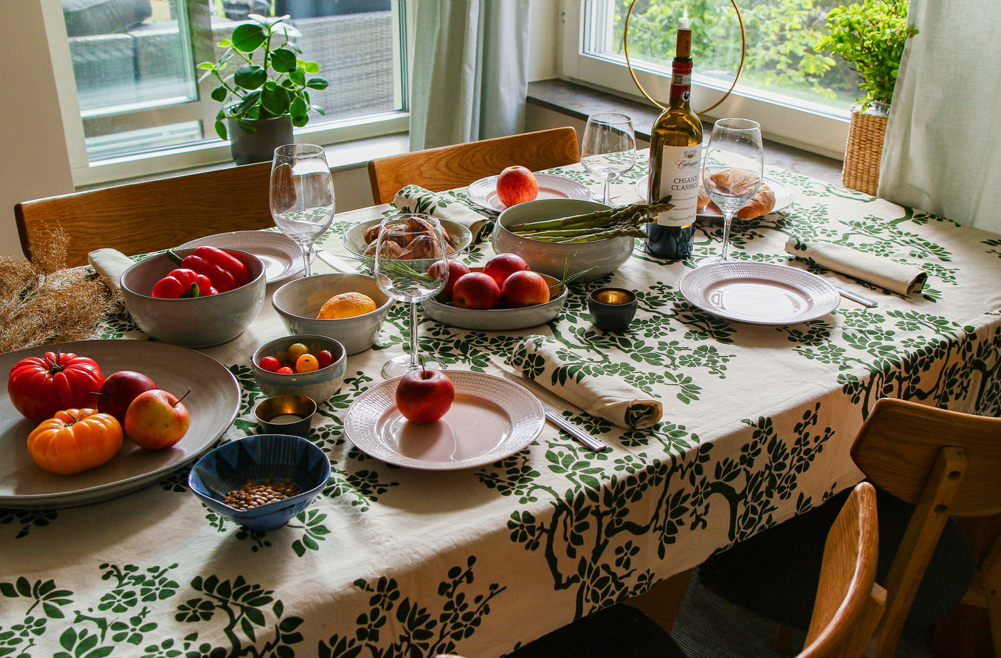 Tree Branches Table Cover - Dark Green - Organic White