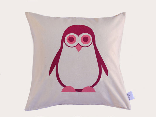 stella decor cushion cover in design friendly penguin in color magenta original