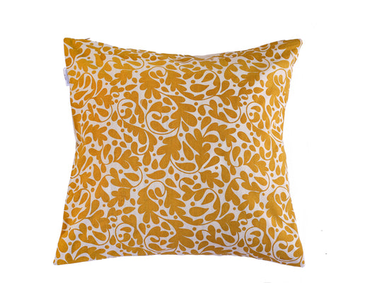 Stella Decor cushion cover with design oak leafs in size 50x50 cm in color yellow white